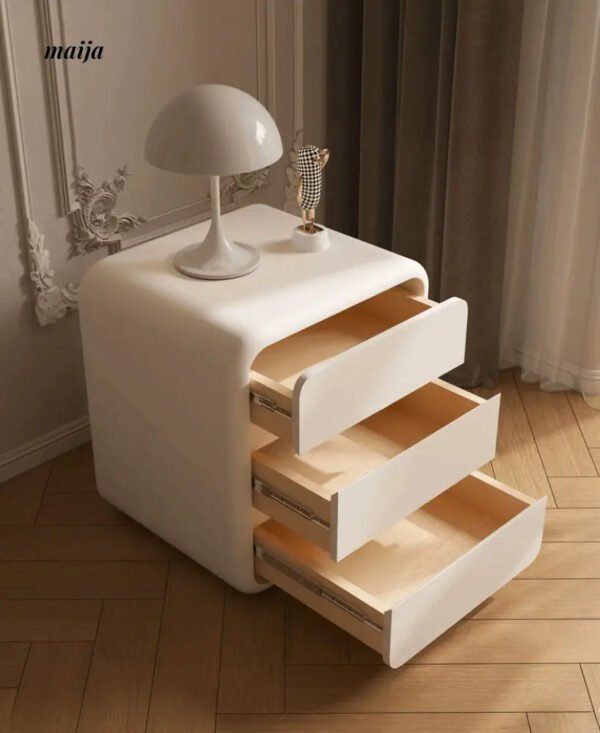 Windsor Bedside Table - Image 12