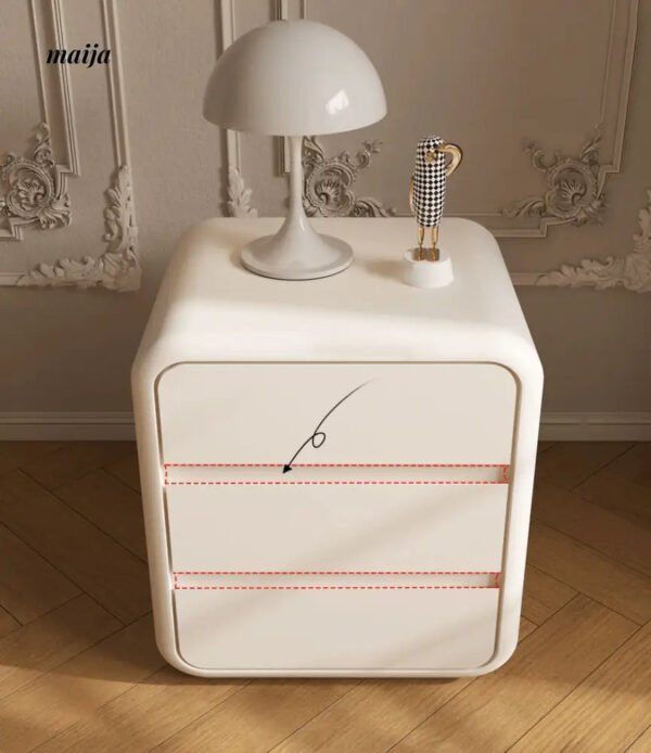 Windsor Bedside Table - Image 2