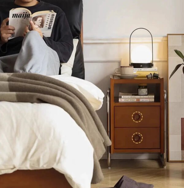 Elizabeth Retro Wooden Side Table